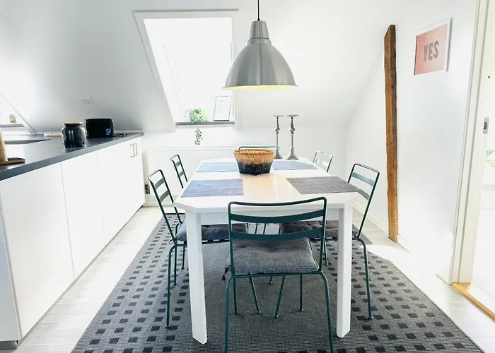 Daire Aday - 4 Bedrooms Penthouse In Langholt