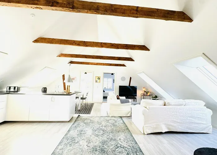 Aday - 4 Bedrooms Penthouse In Langholt Daire Vodskov